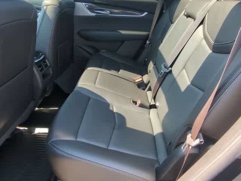 Used 2023 Cadillac XT5 Sportv w/ Technology Package AWD/4WD image 19