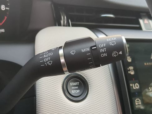 New 2026 Land Rover Discovery Sport Landmark AWD/4WD image 28