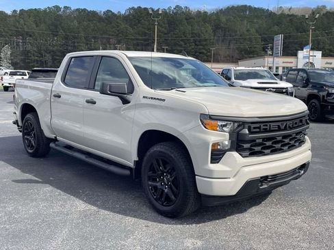 New 2026 Chevrolet Silverado 1500 Custom w/ Turbomax Blackout Package image 4