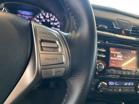 Used 2013 Nissan Altima 2.5 SV FWD image 25