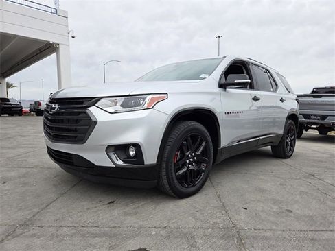 Certified 2020 Chevrolet Traverse Premier w/ Redline Edition image 2