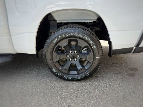 New 2026 RAM 1500 Express AWD/4WD image 14