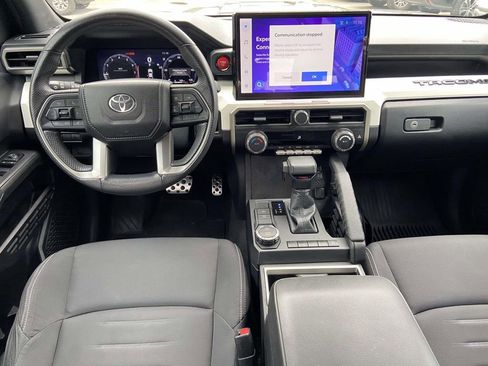 Used 2024 Toyota Tacoma TRD Sport image 8