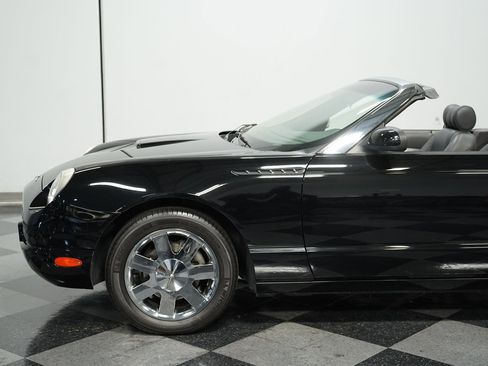 Used 2002 Ford Thunderbird image 20