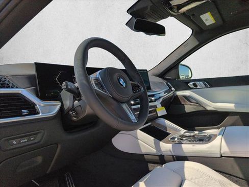 New 2026 BMW X6 xDrive40i w/ Climate Comfort Package AWD/4WD image 3