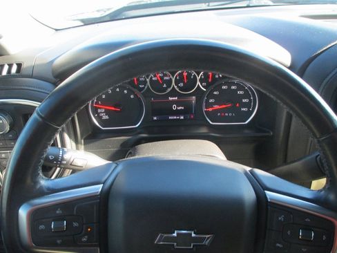 Certified 2021 Chevrolet Silverado 1500 RST image 26