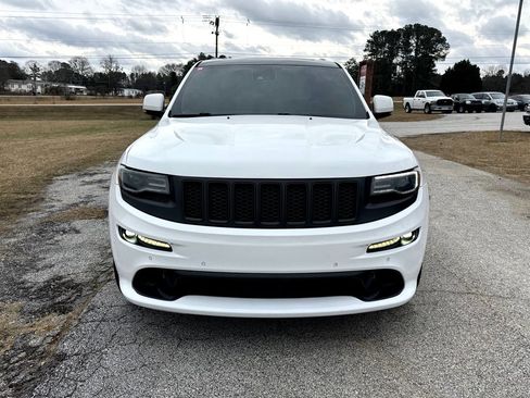 Used 2016 Jeep Grand Cherokee SRT image 2