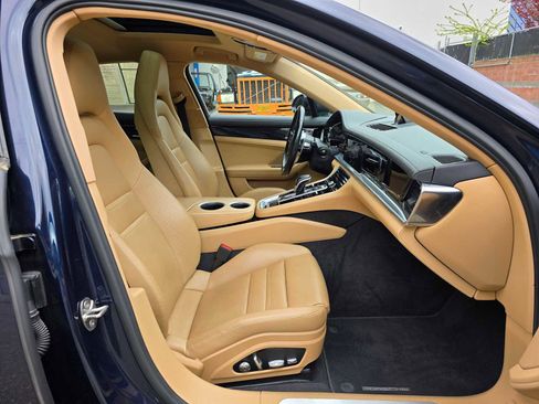 Used 2020 Porsche Panamera 4 AWD/4WD image 11