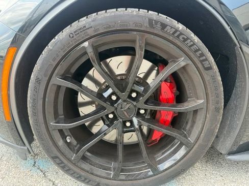 Used 2019 Chevrolet Corvette Grand Sport RWD image 11