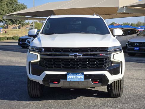 Certified 2022 Chevrolet Tahoe Z71 w/ Luxury Package image 3