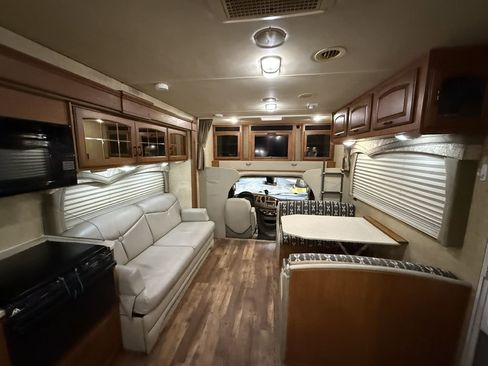 Used 2007 Ford E-450 and Econoline 450 image 75