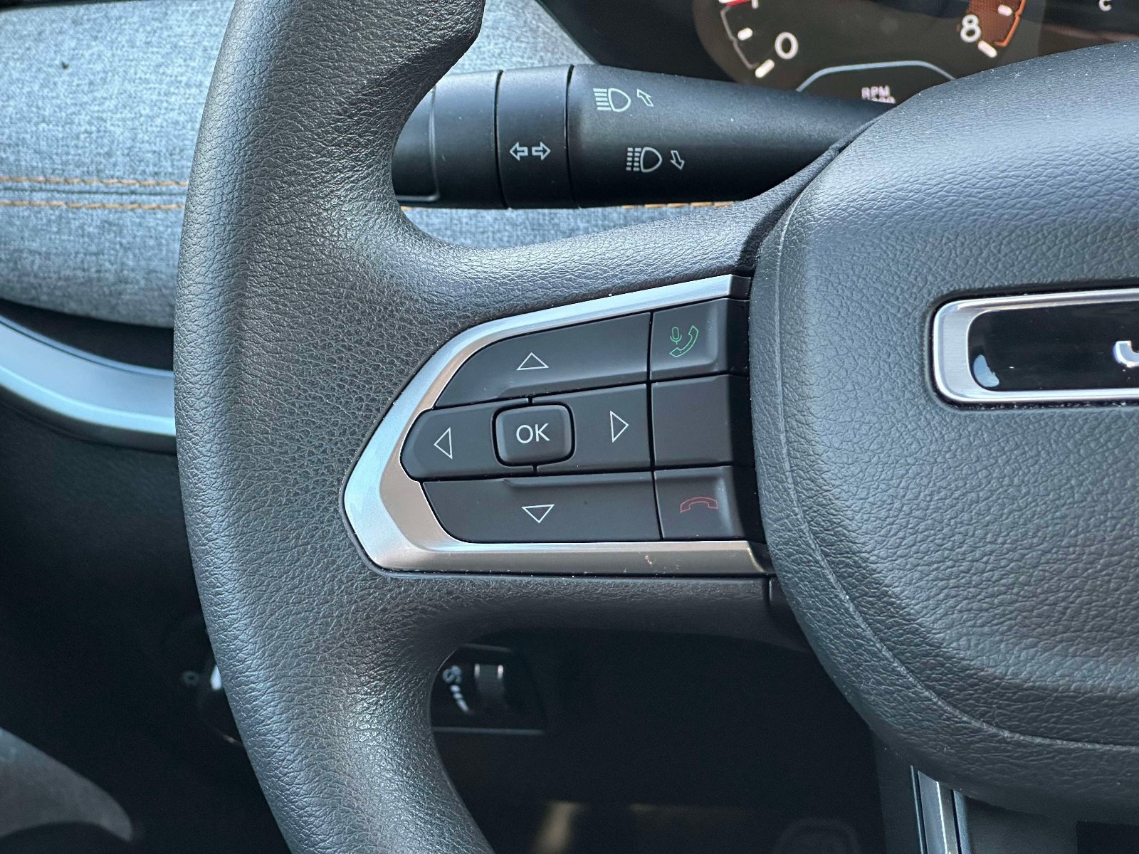 Used 2022 Jeep Compass Sport AWD/4WD image 23