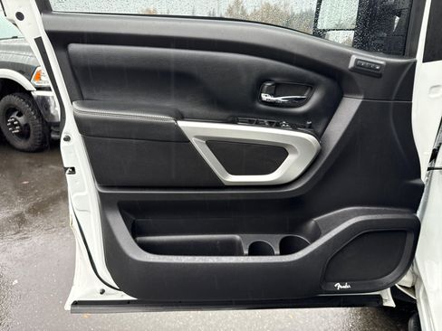 Used 2019 Nissan Titan PRO-4X w/ Pro-4x Convenience Package image 22