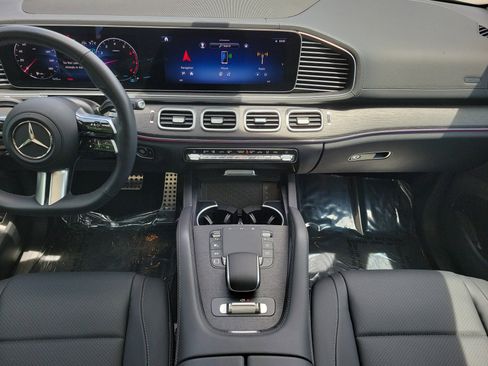 Certified 2026 Mercedes-Benz GLS 450 4MATIC image 19
