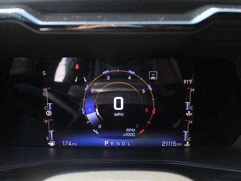 Used 2023 Chevrolet Colorado LT RWD image 22