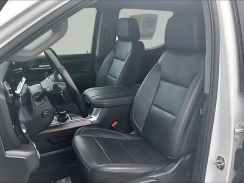 Used 2024 GMC Sierra 1500 SLT w/ SLT Premium Package AWD/4WD image 24