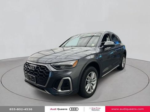 Certified 2023 Audi Q5 2.0T Premium w/ Convenience Package AWD/4WD image 1