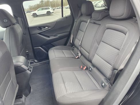 Used 2025 Chevrolet Equinox LT image 11