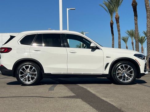 Used 2023 BMW X5 xDrive45e AWD/4WD image 3