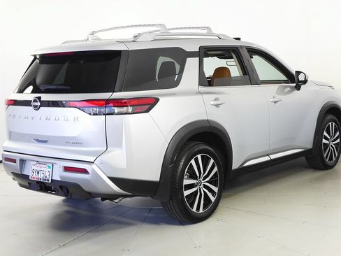Used 2025 Nissan Pathfinder Platinum w/ Cargo Package FWD image 7