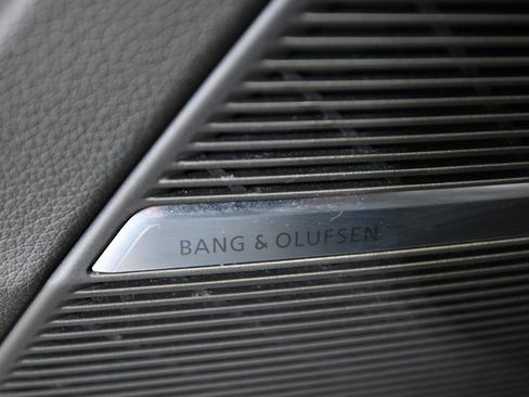 Used 2022 Audi SQ8 Prestige w/ Prestige Package image 22