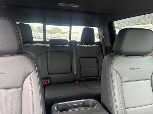 New 2026 GMC Sierra 2500 Denali w/ Denali Reserve Package AWD/4WD image 30
