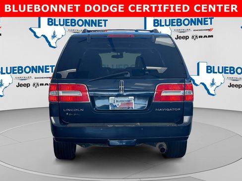 Used 2013 Lincoln Navigator 2WD w/ HD Trailer Tow Pkg image 6