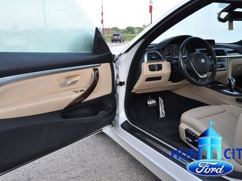 Used 2019 BMW 430i Coupe w/ Executive Package RWD image 11