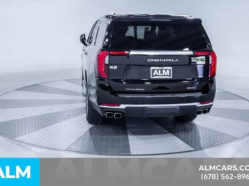 Used 2025 GMC Yukon Denali AWD/4WD image 8