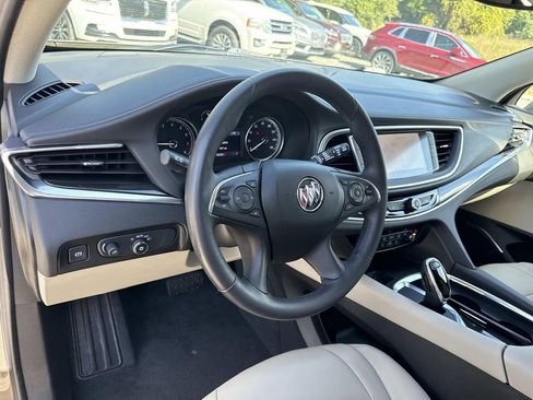 Used 2020 Buick Enclave Essence w/ Sound and Sites Package image 32