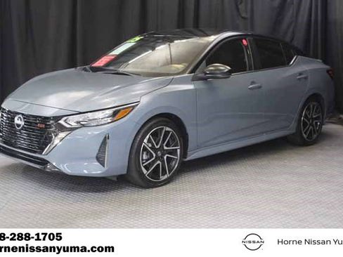 Certified 2025 Nissan Sentra SR image 3