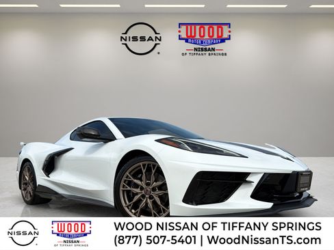 Used 2025 Chevrolet Corvette Stingray Premium Cpe w/ Z51 Performance Package RWD image 1