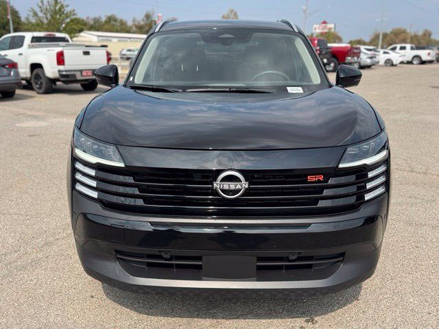 Used 2026 Nissan Kicks SR FWD image 2