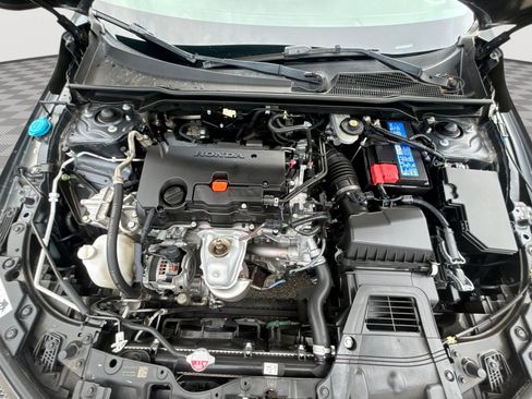 Used 2024 Honda Civic Sport image 17