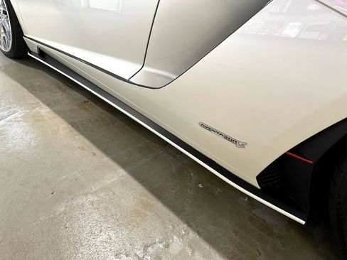 Used 2017 Lamborghini Aventador S image 13