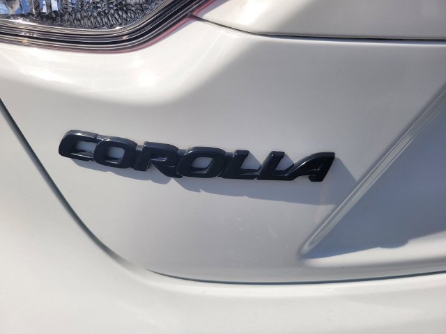 Used 2022 Toyota Corolla LE FWD image 10
