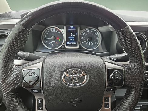 Used 2022 Toyota Tacoma SR5 w/ Trail Edition AWD/4WD image 24