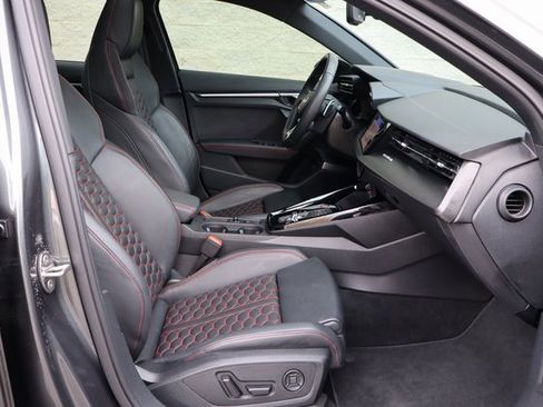 Used 2024 Audi RS 3 image 31