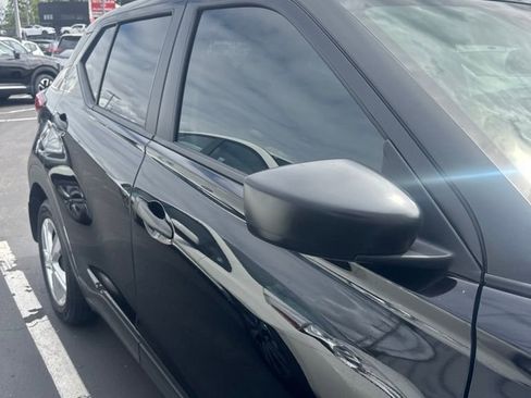 Certified 2023 Nissan Kicks S FWD image 6