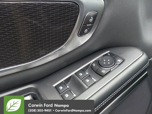 New 2025 Ford Expedition Platinum w/ Stealth Performance Package image 11