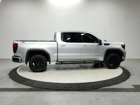 Used 2022 GMC Sierra 1500 Elevation AWD/4WD image 9