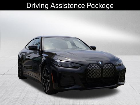 New 2026 BMW i4 xDrive40i w/ M Sport Package AWD/4WD image 9