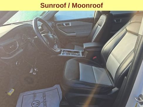Used 2023 Ford Explorer XLT w/ Equipment Group 202A AWD/4WD image 5