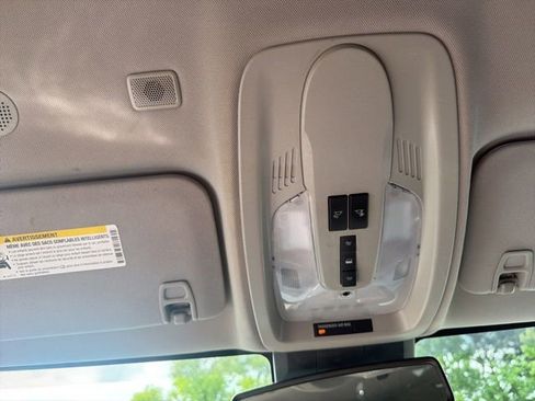 Used 2017 Chevrolet Equinox LT w/ Convenience Package FWD image 25