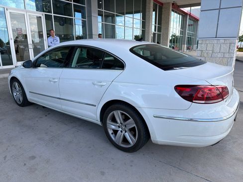Used 2015 Volkswagen CC Sport FWD image 11