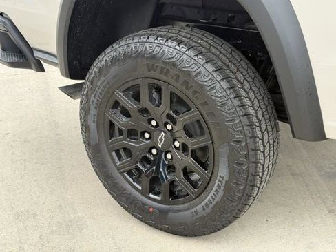 New 2026 Chevrolet Colorado Trail Boss image 13