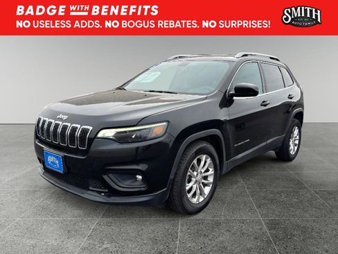 Used 2019 Jeep Cherokee Latitude w/ Popular Appearance Group FWD image 9