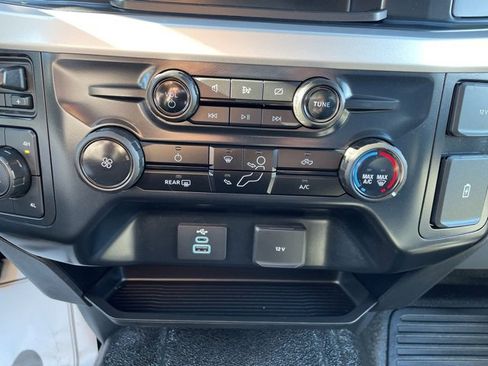 Certified 2024 Ford F250 XL w/ XL Off-Road Package image 17
