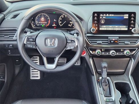 Used 2022 Honda Accord Sport image 15