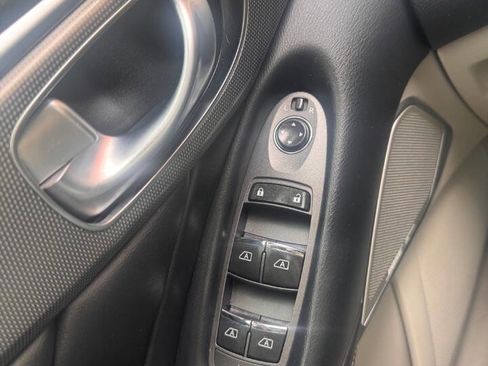 Used 2017 INFINITI Q50 Sport image 20